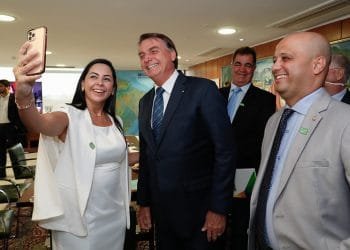 Após encontro com Bolsonaro e Vitor Hugo, Graciele anuncia emendas para Campo Limpo