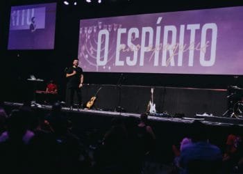 Church In Connection doa dízimos e ofertas para afetados pela pandemia