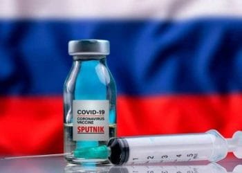 Governo assina contrato por 10 milhões de doses da Sputnik V