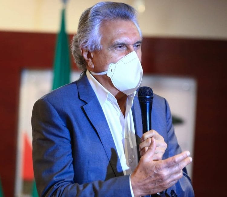 Caiado defende prisão para quem atentar contra a saúde pública em festas clandestinas