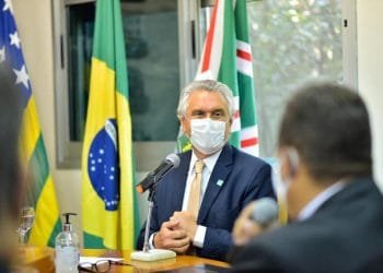 Covid-19: Ronaldo Caiado determina vacinação prioritária de profissionais da Segurança Pública