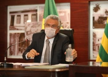 Caiado anuncia pacote de R$ 112 milhões para autônomos, micro e pequenos empresários