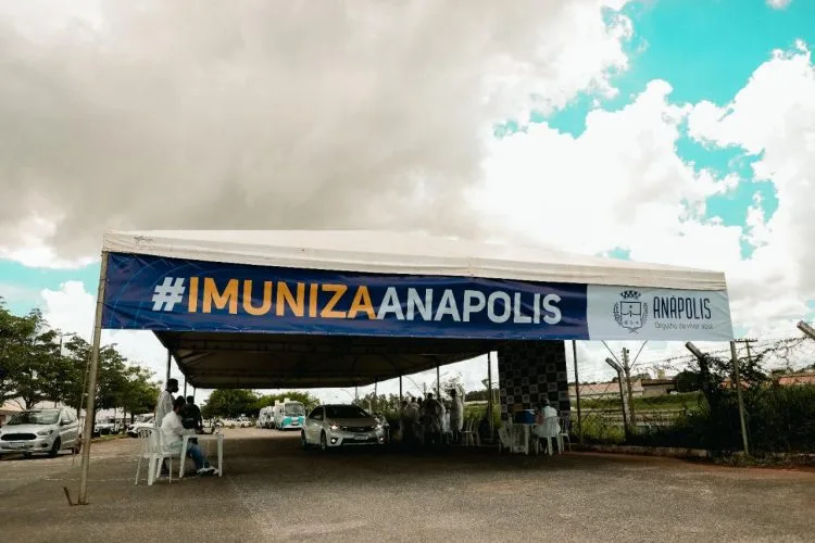 Anápolis está entre as cinco cidades do Estado que tem mais registros de vacinas aplicadas