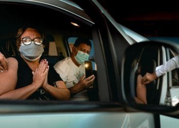 Anápolis continua vacinação de idosos a partir de 63 anos