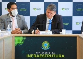 Governo de Goiás e Infraero assinam termo de cooperação para reestruturação do Aeroporto de Cargas de Anápolis