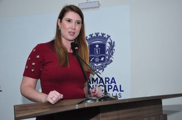 Vereadora cobra esclarecimento da Enel pela recorrente falta de energia em Anápolis