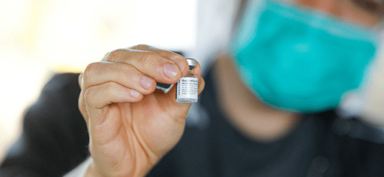 Covax Facility: Brasil recebe mais de 800 mil doses da vacina Covid-19 da Pfizer