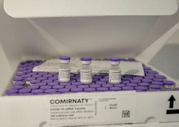 Governo anuncia antecipação de 7 milhões de doses da vacina Pfizer para julho