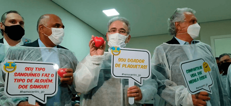Ministro da Saúde visita maior hemocentro do Brasil em Goiânia