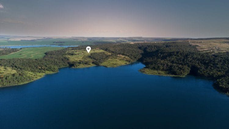 Gusttavo Lima se encanta com Lago Corumbá IV e já faz planos para ter uma casa no local
