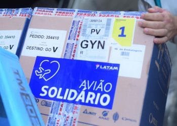 Mais 21.060 doses da Pfizer chegam a Goiás para vacinação em quatro municípios