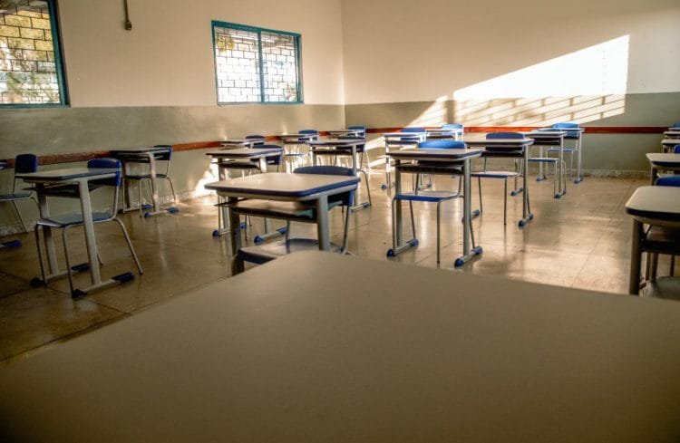 Rede municipal de Educação prepara retomada às aulas presenciais em agosto