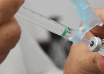 Com recorde de entregas, Ministério da Saúde distribui mais de 13,5 milhões de doses em cinco dias