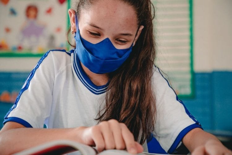 Anápolis anuncia início da vacinação de estudantes entre 12 e 17 anos