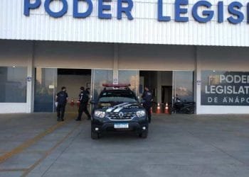 Polícia Civil cumpre mandados de busca e apreensão em gabinete de vereador em Anápolis