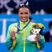Rebeca Andrade ganha primeiro ouro da ginástica artística feminina