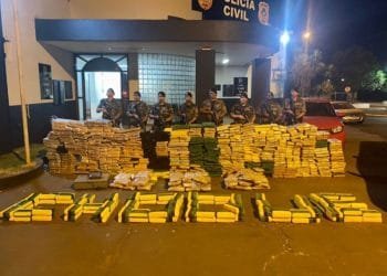 PM apreende mais 2,5 toneladas de drogas em menos de 24 horas