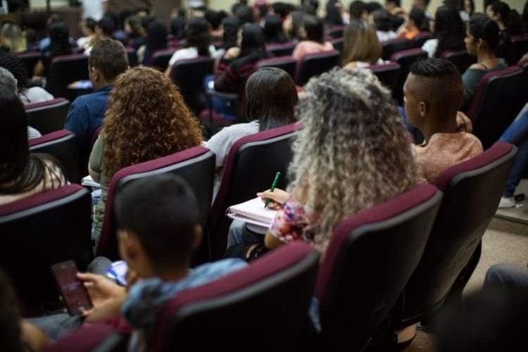 Prefeitura abre inscrições de preparatório gratuito para o Enem