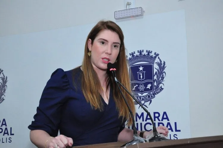 Vereadora Andréia Rezende (SD) defende continuação da agência do Correios na cidade