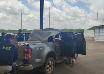 Caminhonete abarrotada de maconha foi interceptada em Anápolis pela PRF