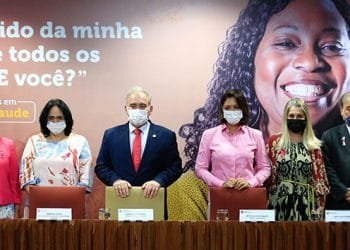 “Vamos vencer o câncer de mama com diagnóstico precoce e tratamento adequado”, diz ministro da Saúde sobre Outubro Rosa
