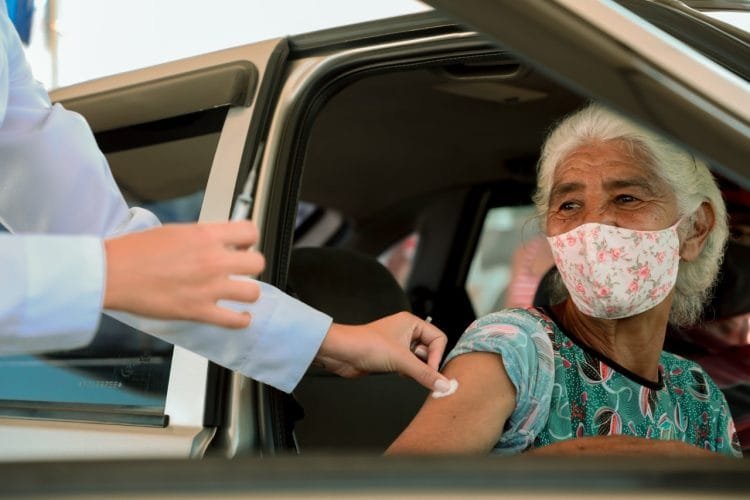 Anápolis ultrapassa 500 mil doses de vacinas aplicadas contra covid-19