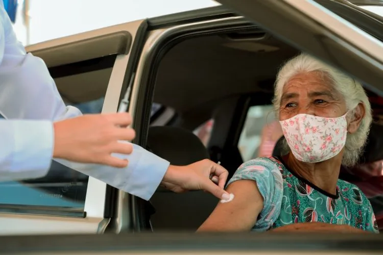 Anápolis ultrapassa 500 mil doses de vacinas aplicadas contra covid-19