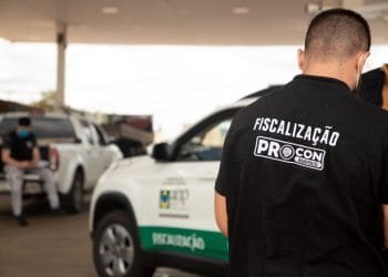 Procon Anápolis e Agência Nacional do Petróleo fiscalizam postos