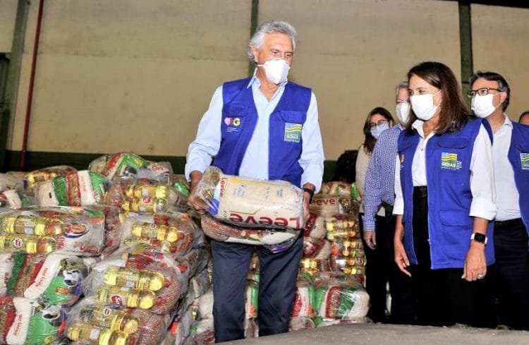 Em nova etapa, Governo de Goiás distribui mais 6 mil cestas básicas na região Noroeste da Capital