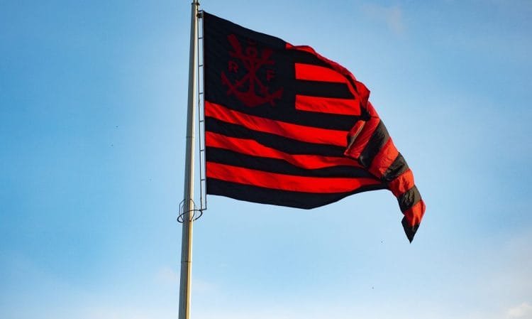 Flamengo sofre penhora de mais de R$ 123 milhões em credito