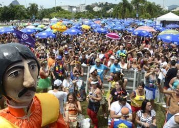 Carnaval 2022: Ministério da Saúde não recomenda a realização da festa