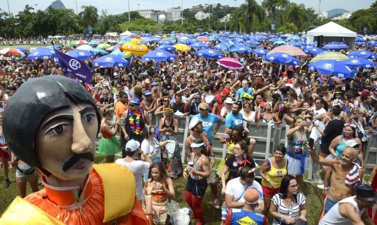 Carnaval 2022: Ministério da Saúde não recomenda a realização da festa