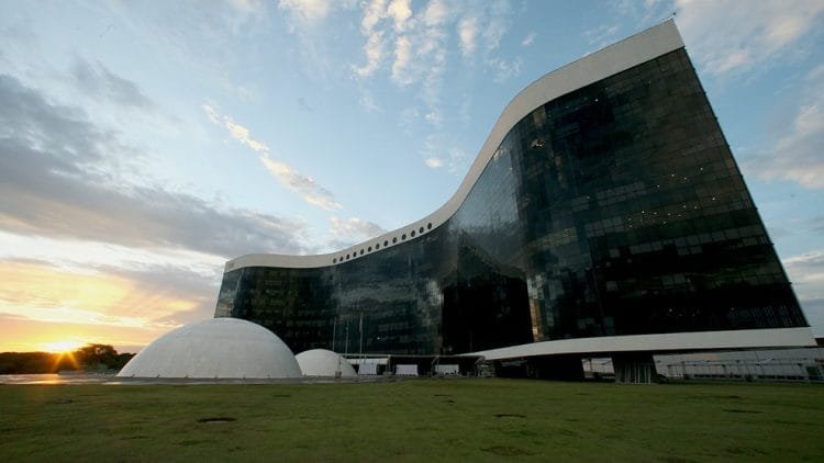 TSE julga hoje criação do União Brasil, fusão entre DEM e PSL