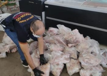 Meia tonelada de alimentos impróprios é apreendida em Goiás