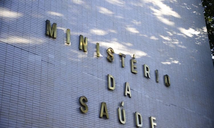 Ministério da Saúde estima que 8,5 milhões de brasileiros sofrem com sequelas da Covid-19