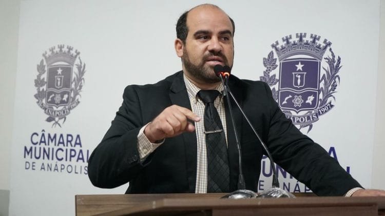 Filme de Danilo Gentili e Fábio Porchat é criticado por vereador na Câmara Municipal