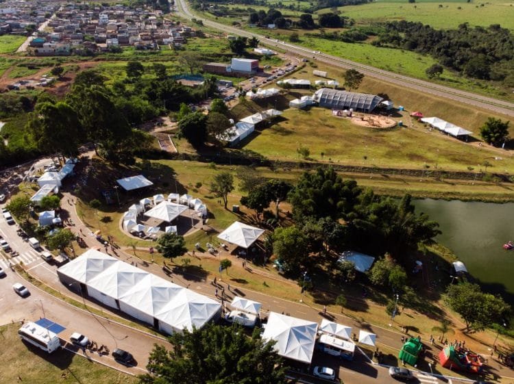 Mais de 15 mil atendimentos são realizados no grande evento de abertura do projeto Vem e Faz