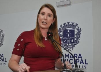 Vereadora anapolina apresenta projeto de lei para proteção de mulheres vítimas de violência