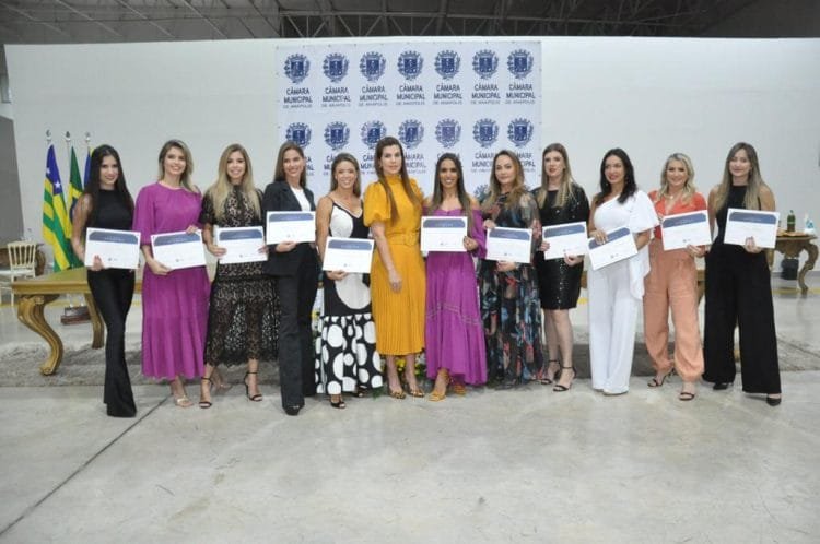 16 mulheres consideradas protagonista do empreendedorismo anapolino foram homenageadas
