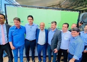 Deputado Vitor Hugo vai a Anápolis com o novo ministro da Infraestrutura para o lançamento das Bases de Serviços Operacionais na BR-153