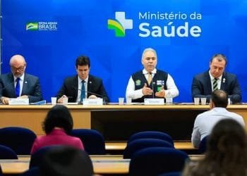 Governo anuncia fim do estado de emergência pela Covid-19