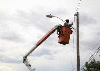 Residencial Boa Esperança recebe lâmpadas de LED em Anápolis