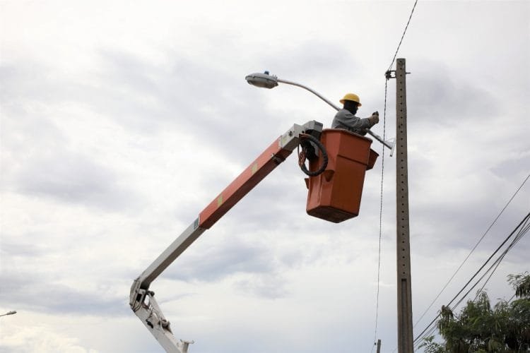 Residencial Boa Esperança recebe lâmpadas de LED em Anápolis