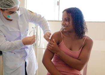 Anápolis orienta população a manter vacinação em dia para erradicar doenças