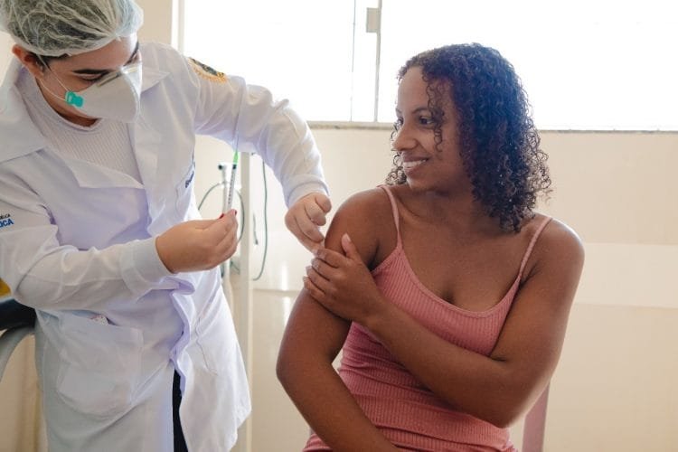 Anápolis orienta população a manter vacinação em dia para erradicar doenças