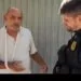 Ciclista envolve em acidente com carretinha, tem forte hemorragia no braço, e sangue é estancado por policial