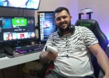 Anapolino faz sucesso no YouTube com tutorial de jogos