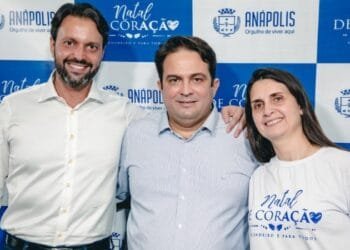 Bolsonaro, Caiado, Baldy e Vivian Naves são os nomes apoiados pelo prefeito Roberto Naves