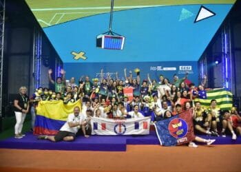 Alunos do Sesi Goiás são premiados em torneio internacional