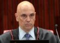 Ministro Alexandre de Moraes é empossado presidente do TSE em sessão solene com Lula e Bolsonaro